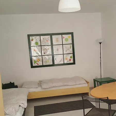 Elilu Apartment *