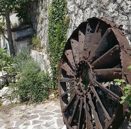 Elilu アパート チェラーノ